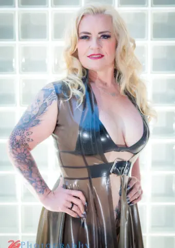 Kintoberfest 2026 Educators: Mistress Glow