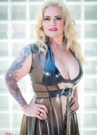Kintoberfest 2026 Educators: Mistress Glow